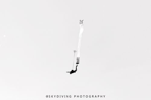 skydive couv